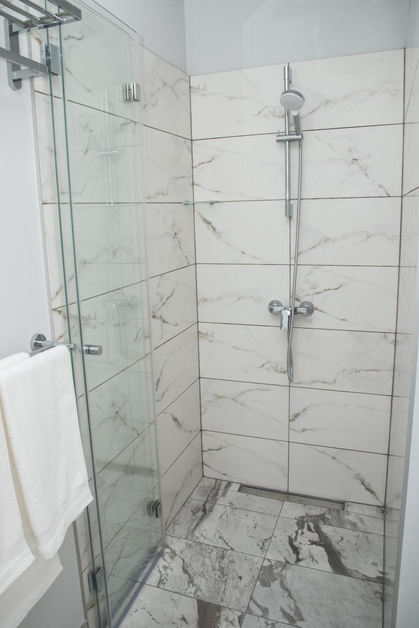 Republic Square Luxury Suites Belgrado Esterno foto