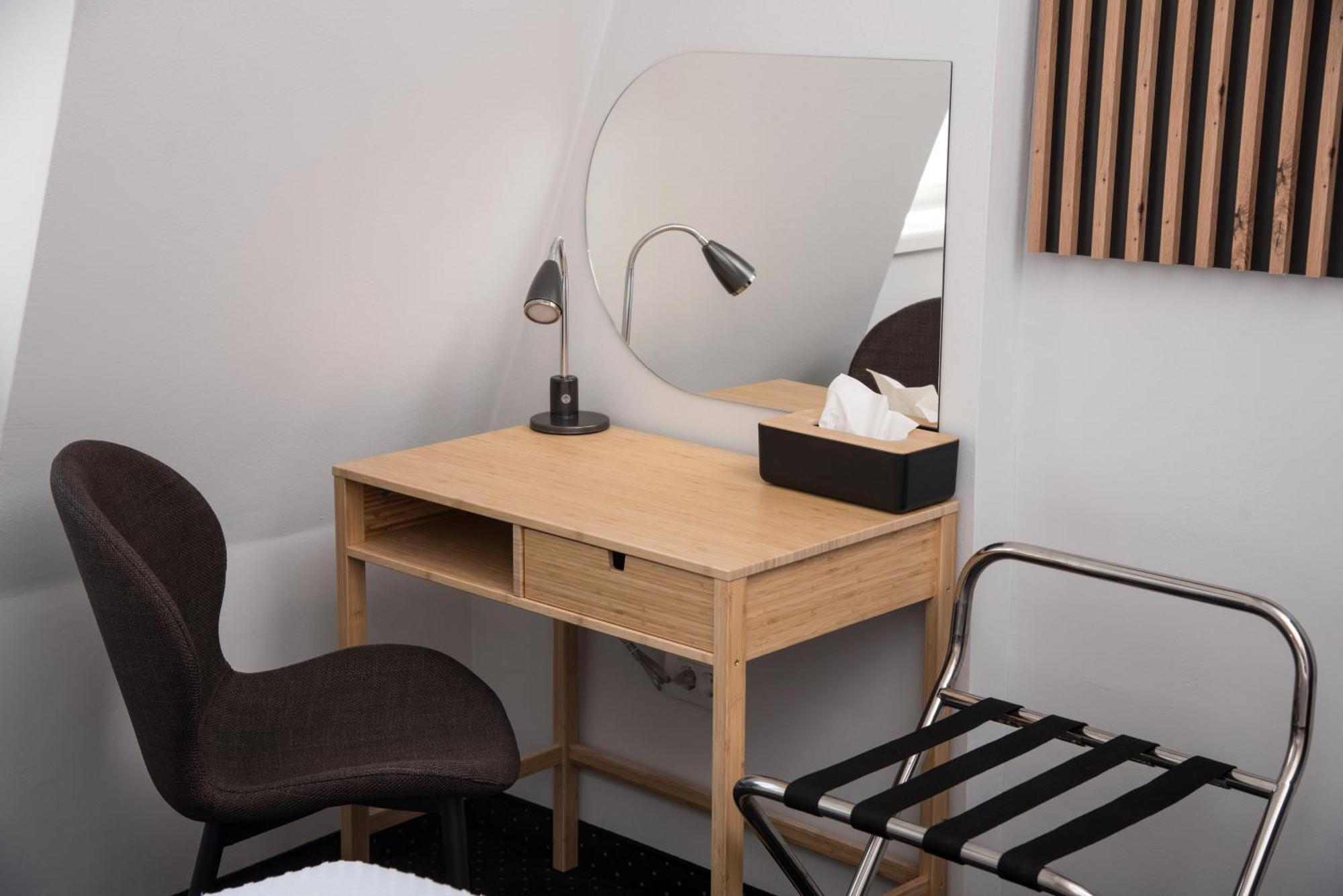 Republic Square Luxury Suites Belgrado Esterno foto