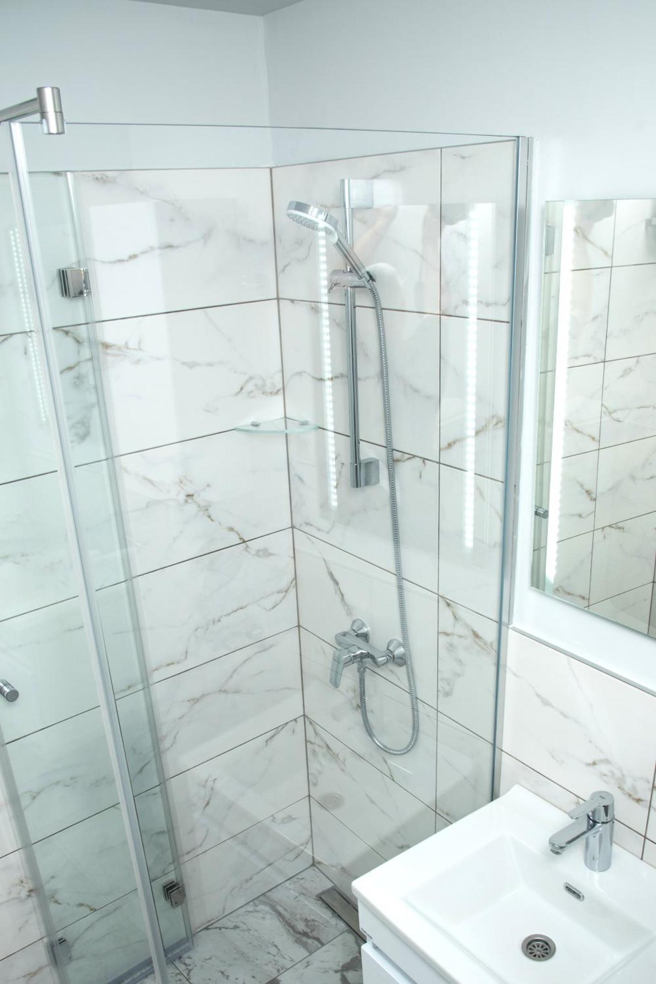 Republic Square Luxury Suites Belgrado Esterno foto